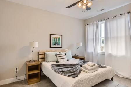 New Build 5 Min To Broadway Sleeps 10 Vila Nashville Exterior foto