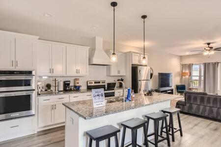 New Build 5 Min To Broadway Sleeps 10 Vila Nashville Exterior foto